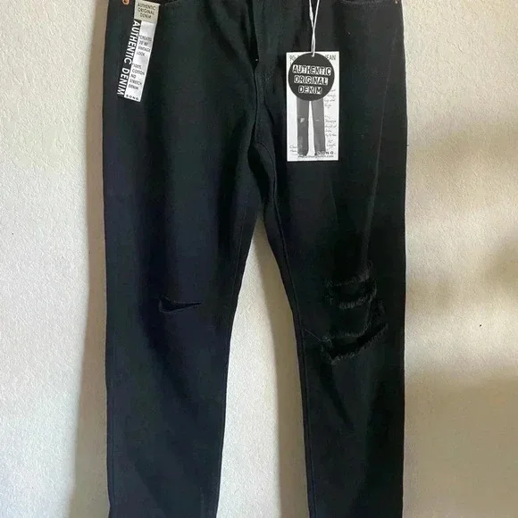 S.O.N.G. 90’s Boyfriend Low Rise Stretch Denim Distressed Black Jeans Size 9/29 - Picture 4 of 10